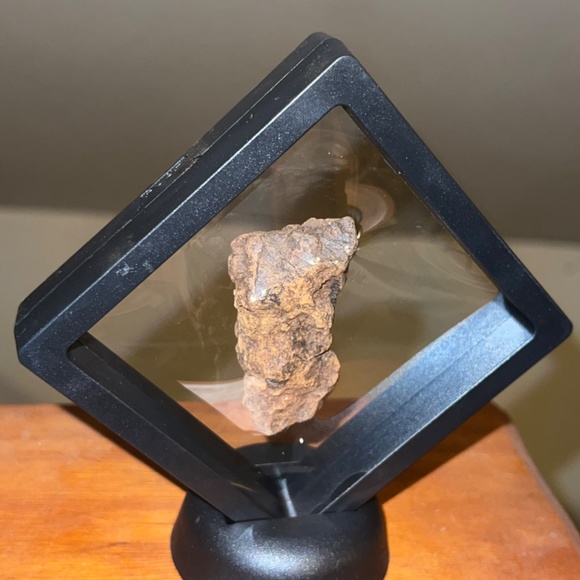 Meteorites - Picture 2 of 16